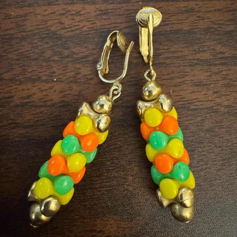 Vtg 60s Sarah Coventry Carousel Citrus Shades Clip On Earrings Colorful MCM